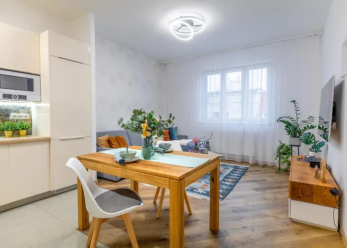 Sunny Luxury Grebovka براغ