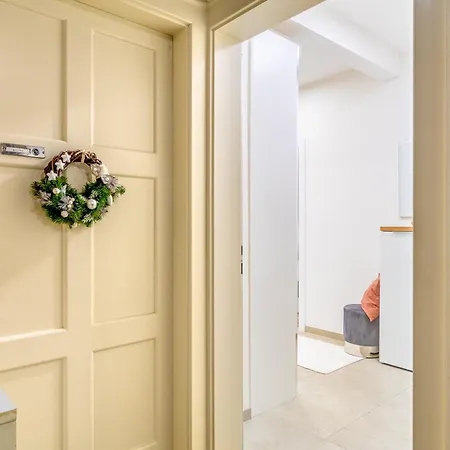 Sunny Grebovka Apartment Prag