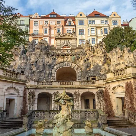 Sunny Grebovka Apartment
